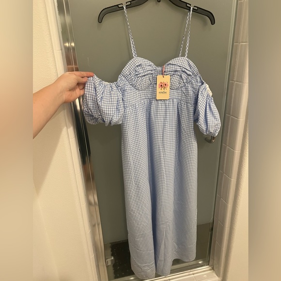 NWT blue gingham puff sleeve Offshoulder midi dress - Picture 3 of 9